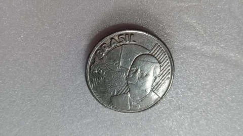 Moeda de 50 Centavos de 2002 Aço Inox Cunho Marcado no Cabelo RABINO Catalogada Ml 05