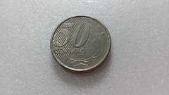 Moeda de 50 Centavos de 2001 Cupro-Níquel com A de Centavos Entupido Catalogada ZZ 01