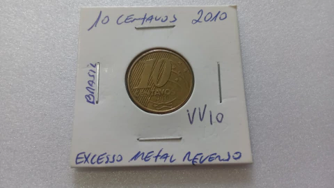 Moeda de 10 Centavos de 2010 Aço Banhado de Bronze Cunho quebrado no Verso VV 10