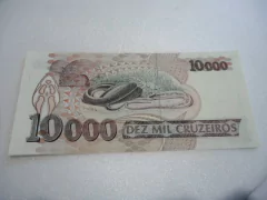 Cédula de 10000 Mil Cruzeiros de 1991 C 223 1ª Serie A 0001000931 A Chancelas de Zélia Cardoso de Mello e Ibraim Éris Flor de Estampa - comprar online