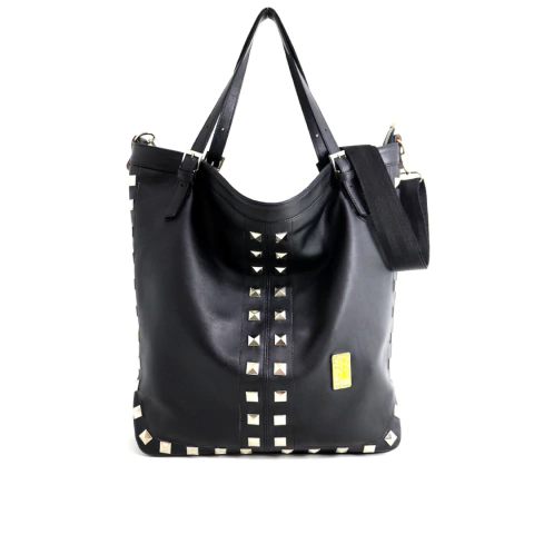 Cartera de Cuero LEBLU con Tachas piramidales Grande Modelo C115 Negra - comprar online