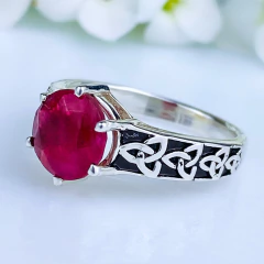 Imagem do Anel de prata 925 com pedra natural rubi (A2928)