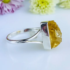 Anel de prata 925 com pedra bruta natural citrino (A2372) na internet
