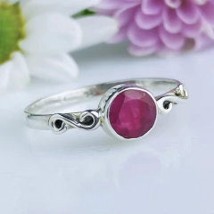 Anel de prata 925 com pedra natural rubi (A2766) na internet