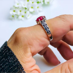 Anel de prata 925 com pedra natural rubi (A2928) - PRATAdaPEDRA