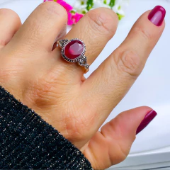 Anel de prata 925 com pedra natural ágata vermelha e marcassita (A2848)