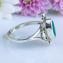 Anel de prata 925 com pedra natural esmeralda (A2743) - PRATAdaPEDRA