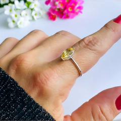Anel de prata 925 com pedra natural citrino (A2874) - comprar online