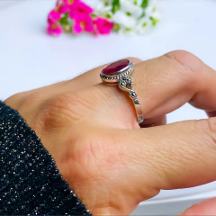 Anel de prata 925 com pedra natural ágata vermelha e marcassita (A2848) - comprar online