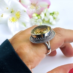 Anel de prata 925 com pedra natural citrino (A2422) na internet