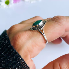 Anel de prata 925 com pedra natural esmeralda (A2743) - comprar online