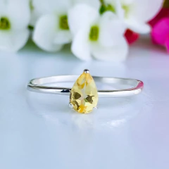 Anel de prata 925 com pedra natural citrino (A2866)