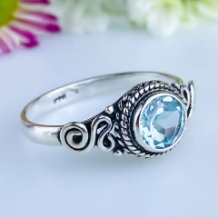 Anel de prata 925 com pedra natural topázio azul (A2449)