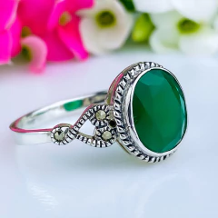 Anel de prata 925 com pedra natural ágata verde e marcassita (A2847) - comprar online