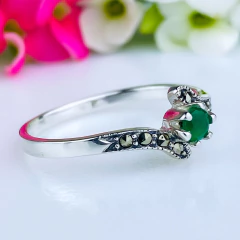 Anel de prata 925 com pedra natural ágata verde e marcassita (A2857) - comprar online