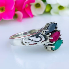 Anel de prata 925 com pedra natural rubi esmeralda ônix e marcassita (A2846) - comprar online