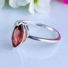 Anel de prata 925 com pedra natural granada (A2873) - loja online