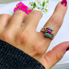 Anel de prata 925 com pedra natural rubi esmeralda ônix e marcassita (A2846)