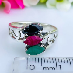 Imagem do Anel de prata 925 com pedra natural rubi esmeralda ônix e marcassita (A2846)