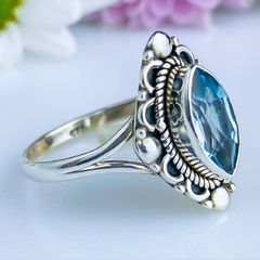Anel de prata 925 com pedra natural topázio azul (A2740) na internet