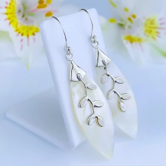 Brincos de prata 925 e madrepérola (B2420) - comprar online