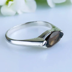 Anel de prata 925 com pedra natural quartzo fumê (A2884) - comprar online