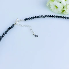 Gargantilha ajustável de prata 925 com pedras naturais ônix (G136) - comprar online