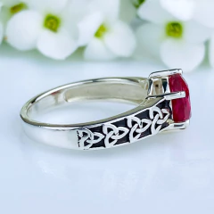 Anel de prata 925 com pedra natural rubi (A2928) na internet