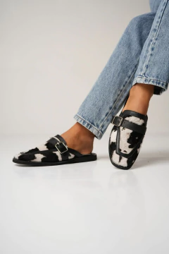 DIOSA CUERO - Piecitos de angel