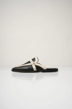 DIOSA CUERO en internet