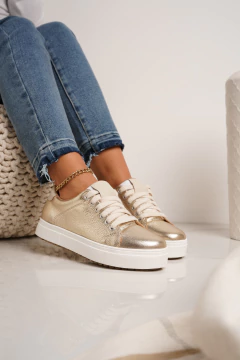 ALESSIO CUERO - Piecitos de angel