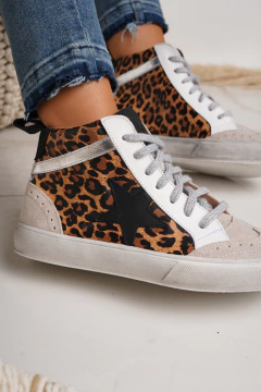 JAGGER ICONIC CUERO en internet