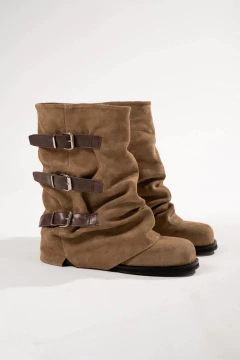 YESAN CUERO - Piecitos de angel