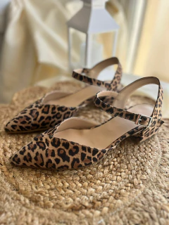 KIOMO RAFIA - Piecitos de angel