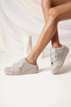 AMANDA CUERO en internet