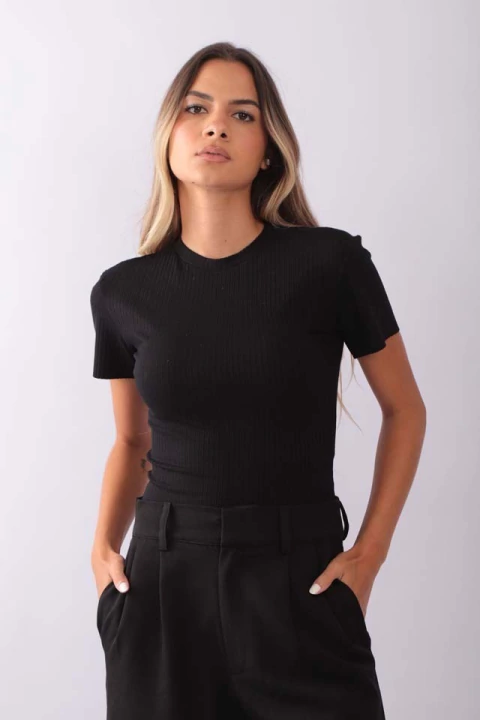 Baby Look Anticool Canelado Preta - comprar online