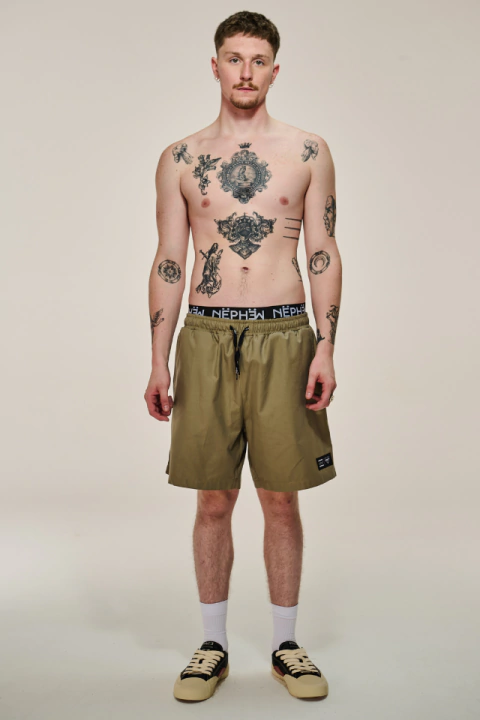 Bermuda Sarja Nephew Verde - comprar online