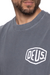 Camiseta Deus Shield Cinza