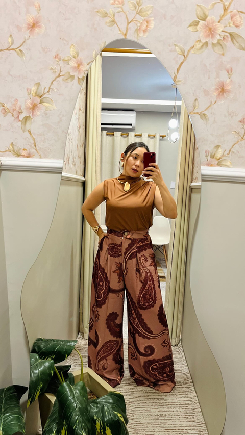 Calça estampada pantalona