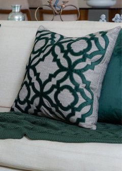 Almofada Coleção Brunello Bordada Verde Musgo Quadrada