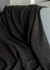 Manta Tricot Entrelace Preto - Cazachic | Almofadas Exclusivas