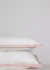Kit Fronha Casual 400 Fios - Cor: Branco com Detalhe Offwhite na internet