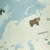 Mais detalhes do Papel de Parede Mapa Mundi Infantil Azul - Coleção Yoyo 2 Kantai 203901 | 10 metros | Cola Grátis - Ciça Braga