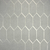 Detalhes do Papel de Parede Geométrico Grade Cinza com Fio Metálico - 9,5 metros | 210671 - Coleção Gold | Cola Grátis