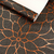 Mais detalhes do Papel de Parede Floral Marrom com Fio Cobre - 9,5 metros | 210685 - Coleção Gold | Cola Grátis
