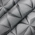 Efeito do Papel de Parede Geométrico 3D Cinza com Leve Brilho para Decoração de Sala - Coleção Lord II - 360104 | 9,50 metros | Cola Grátis