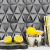 Espaço Gourmet decorado com Papel de Parede Geométrico 3D Cinza para Decoração de Espaço Gourmet - Coleção Lord II - 360104 | 9,50 metros | Cola Grátis