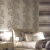 Quarto de visitas usando o Papel de Parede Folhagem Cinza Claro e Prata Velho (Brilho Glitter e Relevo ) - Italiana Vera - Importado Lavável | 56477  (Italiano) - Ciça Braga