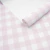 Detalhes da estampa do Papel de Parede Xadrez Vichy Rosa Claro - Estampa Média - Coleção Doce Estilo 82106 | 10 metros | Cola Grátis - Ciça Braga