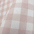 Detalhes da estampa do Papel de Parede Xadrez Vichy Rosa Chá - Estampa Pequena - Coleção Doce Estilo 82250 | 10 metros | Cola Grátis - Ciça Braga